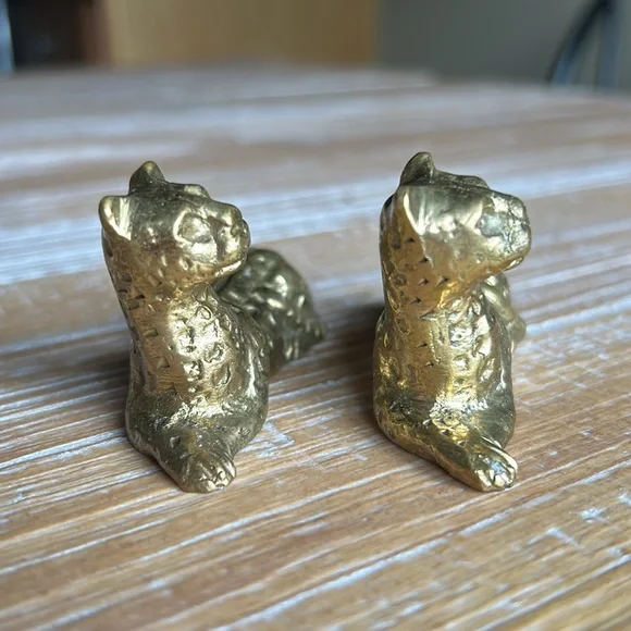 Vintage Solid Brass Leopard Place Card Holders - Picture 7 of 12